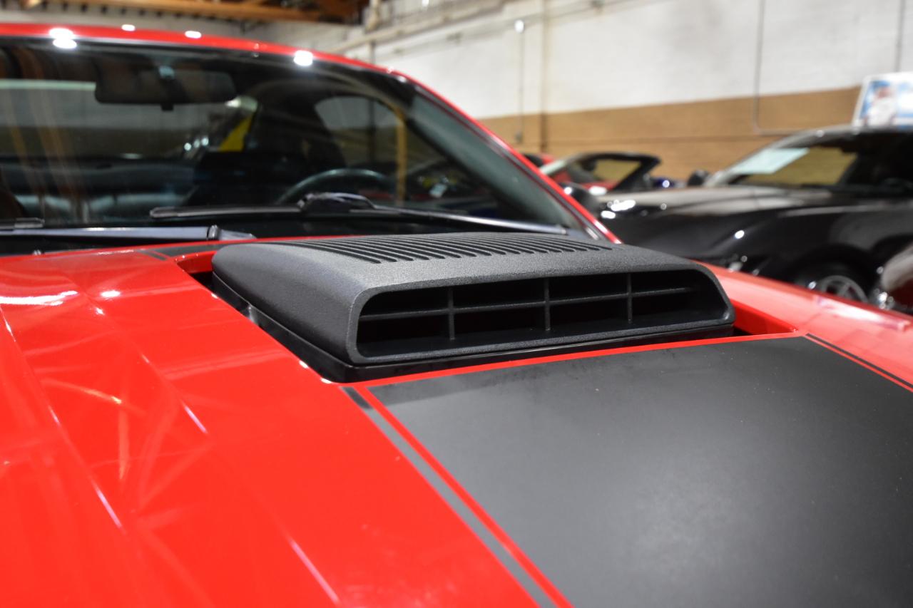 Ford Mustang 2dr Cpe Premium Mach 1 2004