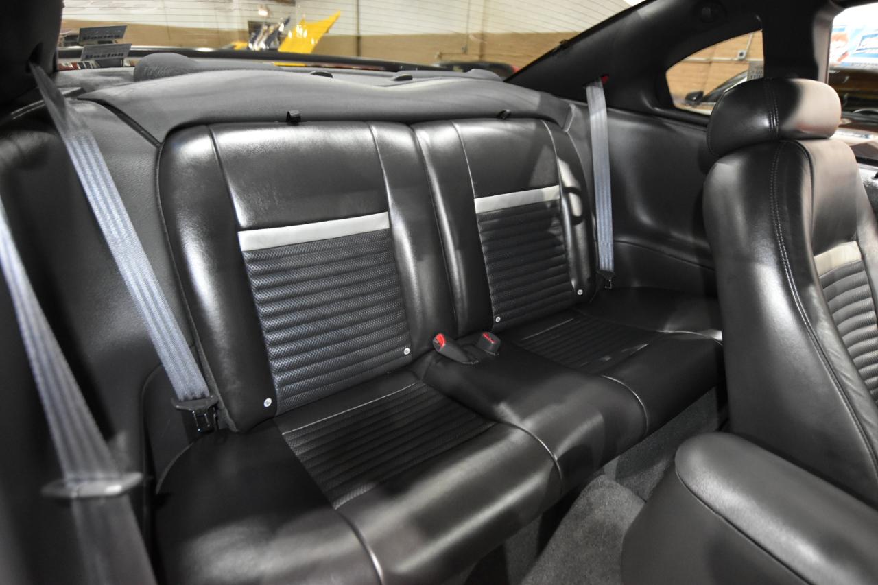 Ford Mustang 2dr Cpe Premium Mach 1 2004