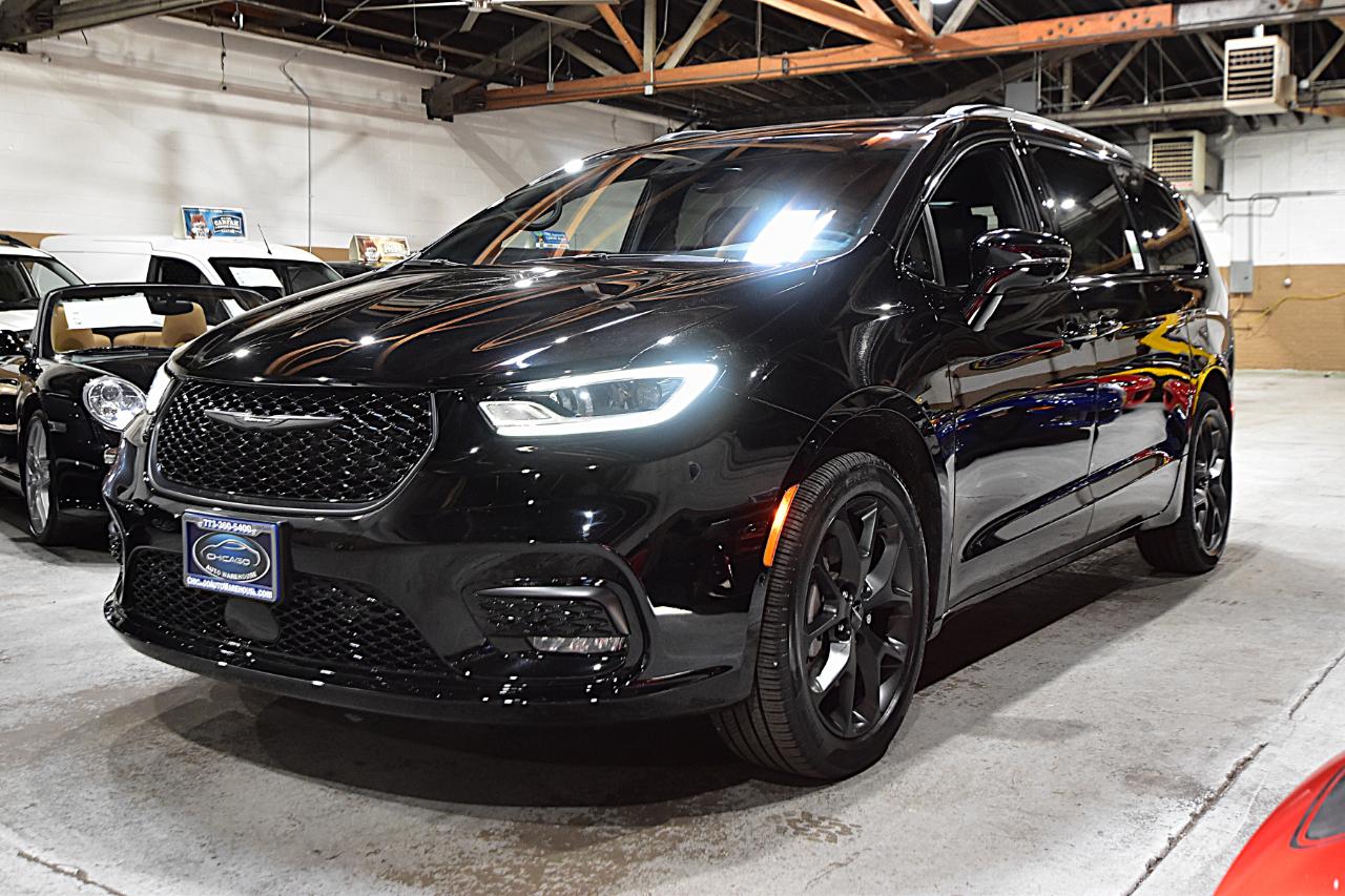 Chrysler Pacifica Touring L AWD 2024