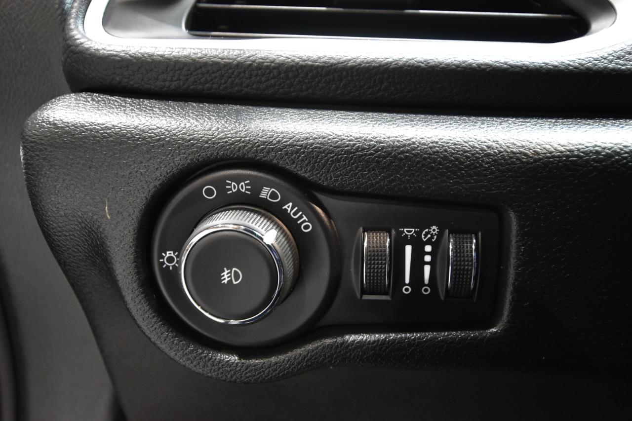 Chrysler Pacifica Touring L AWD 2024