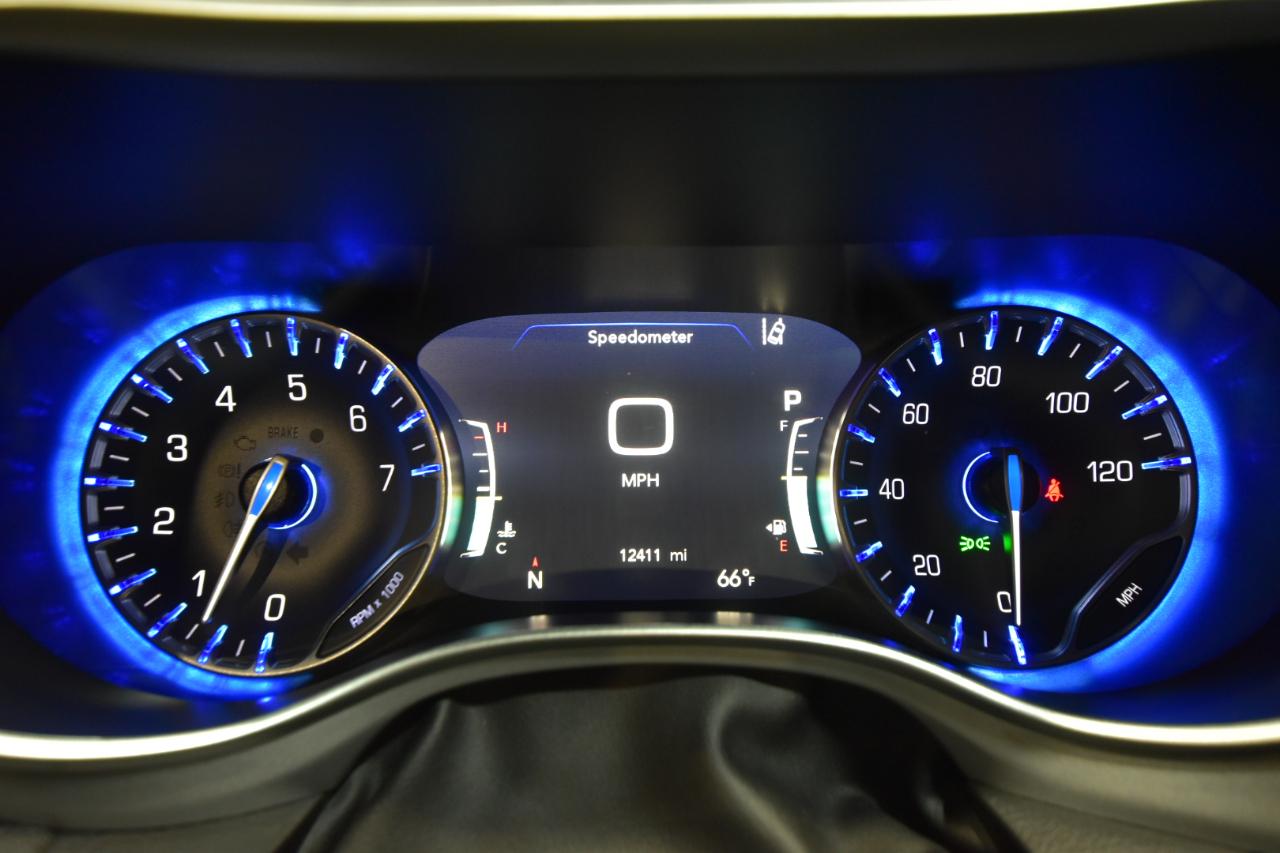 Chrysler Pacifica Touring L AWD 2024