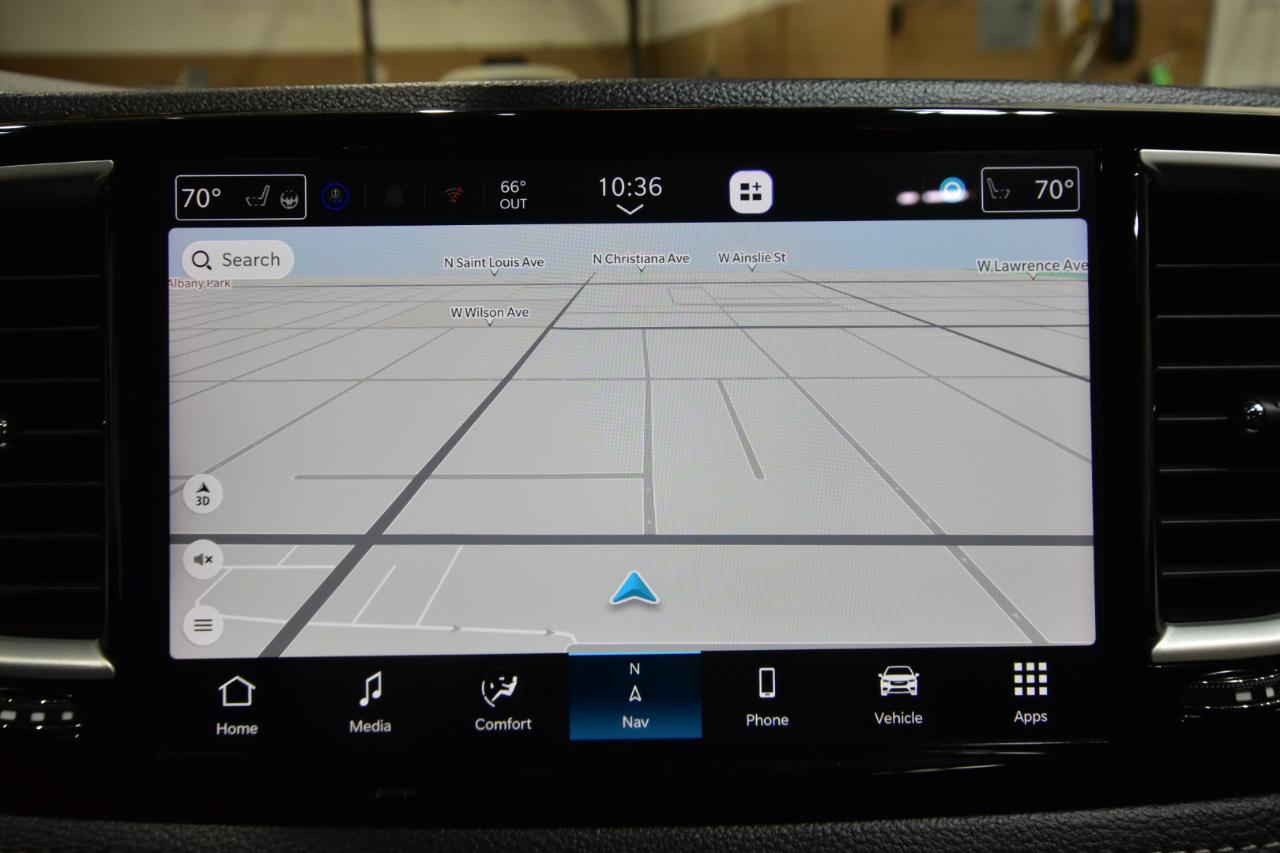 Chrysler Pacifica Touring L AWD 2024