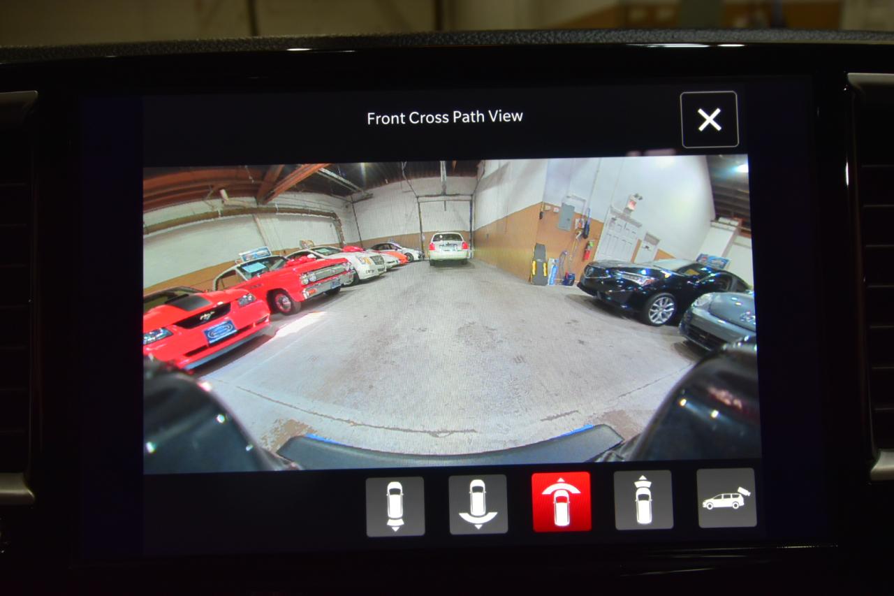 Chrysler Pacifica Touring L AWD 2024