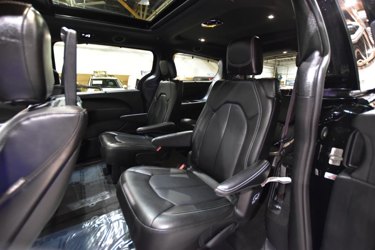 Chrysler Pacifica Touring L AWD 2024