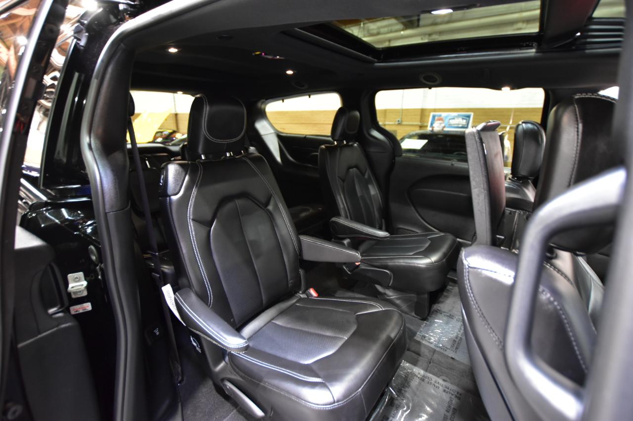 Chrysler Pacifica Touring L AWD 2024