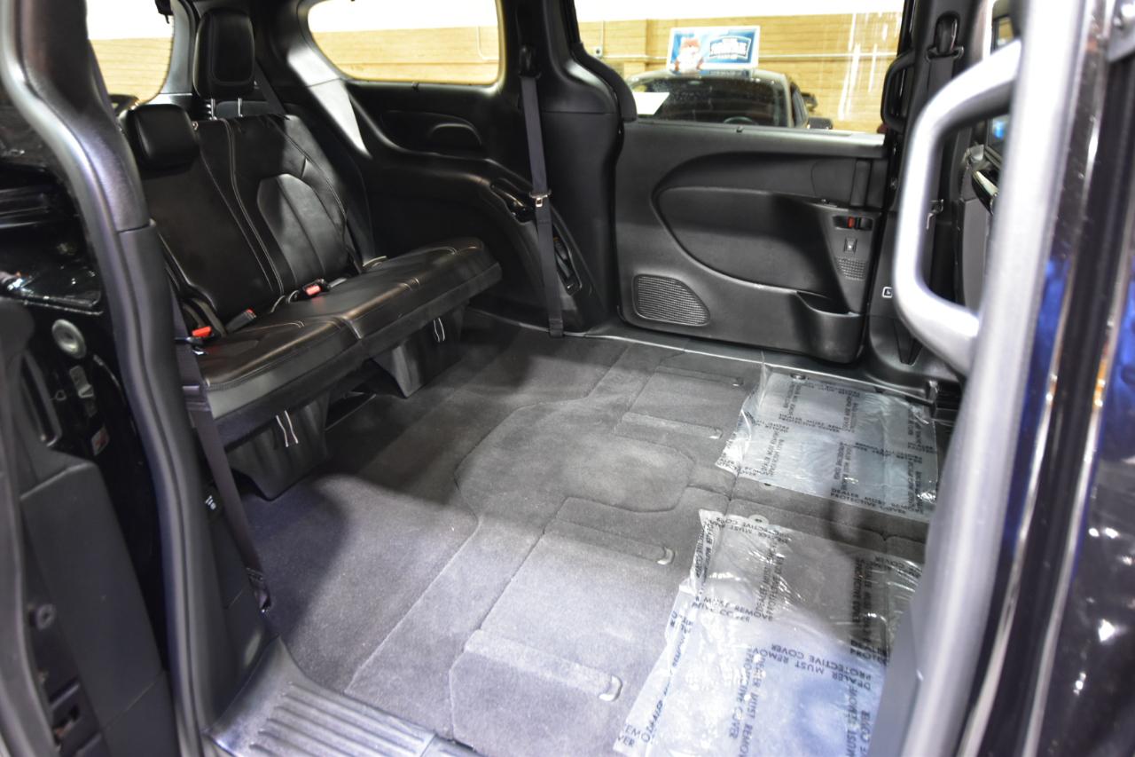 Chrysler Pacifica Touring L AWD 2024