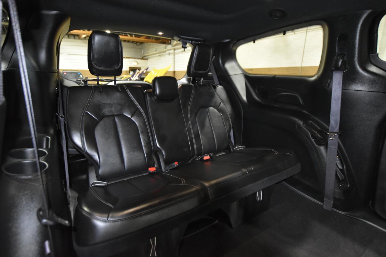 Chrysler Pacifica Touring L AWD 2024