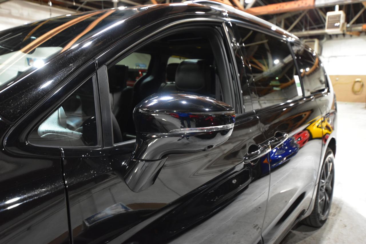 Chrysler Pacifica Touring L AWD 2024