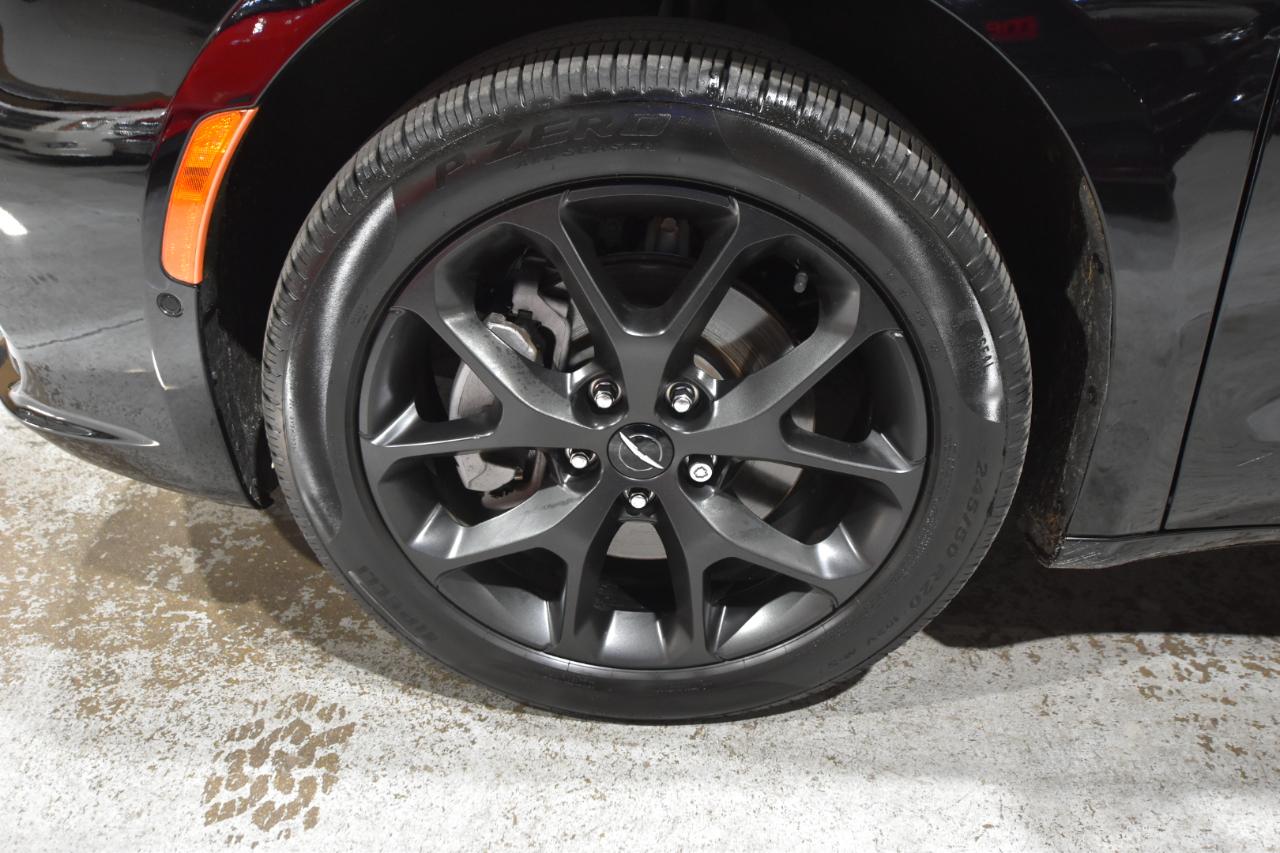 Chrysler Pacifica Touring L AWD 2024