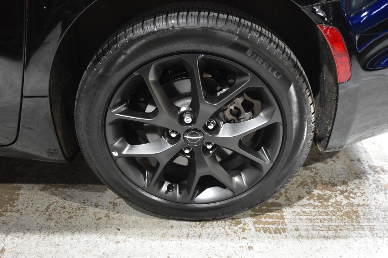 Chrysler Pacifica Touring L AWD 2024