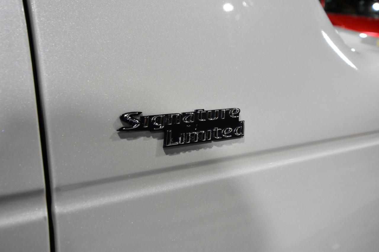 Lincoln Town Car 4dr Sdn Signature Limited 2005