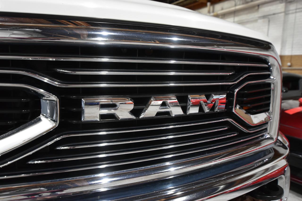 RAM 2500 Longhorn 4x4 Crew Cab 6'4" Box 2017