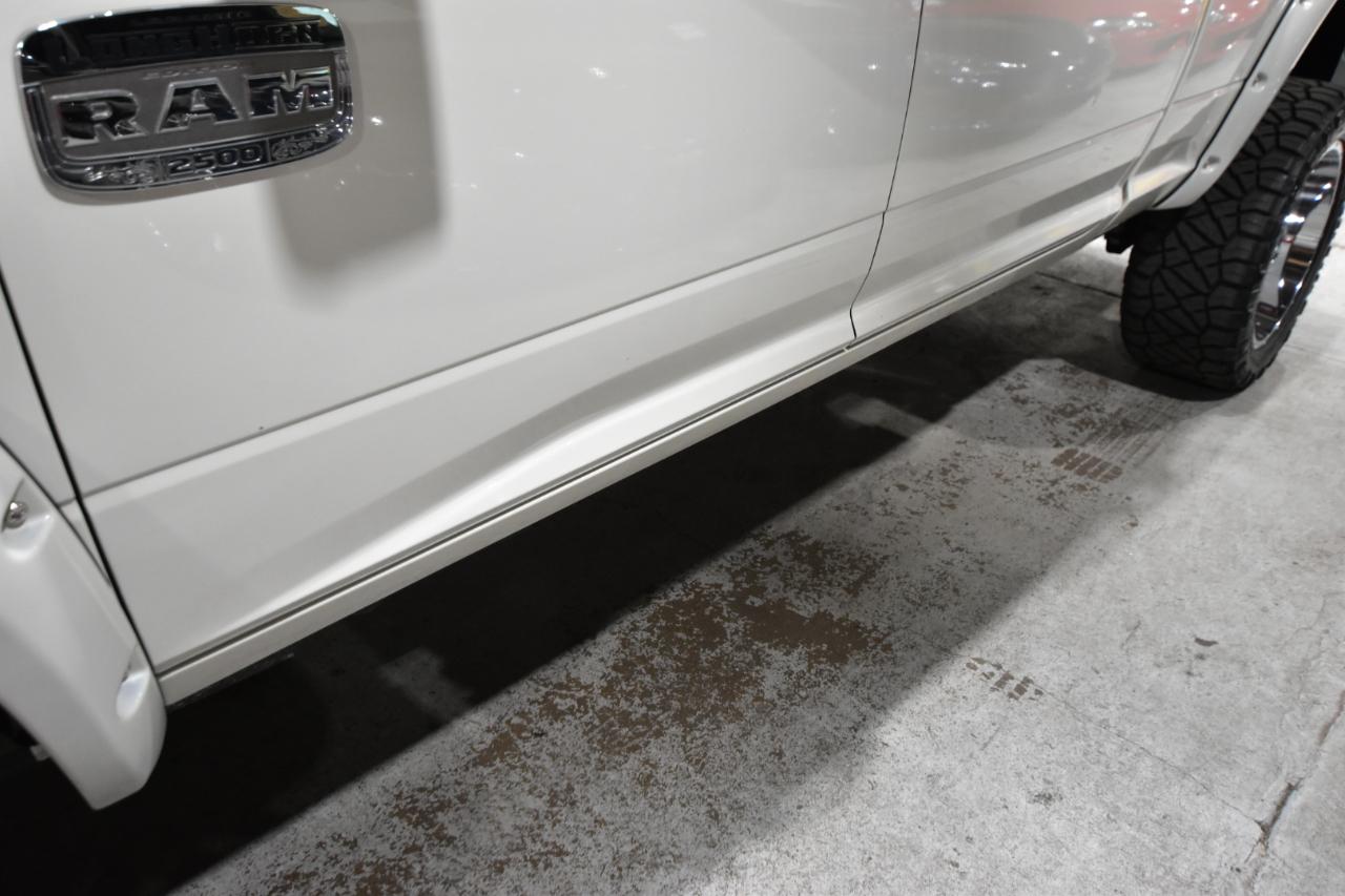 RAM 2500 Longhorn 4x4 Crew Cab 6'4" Box 2017