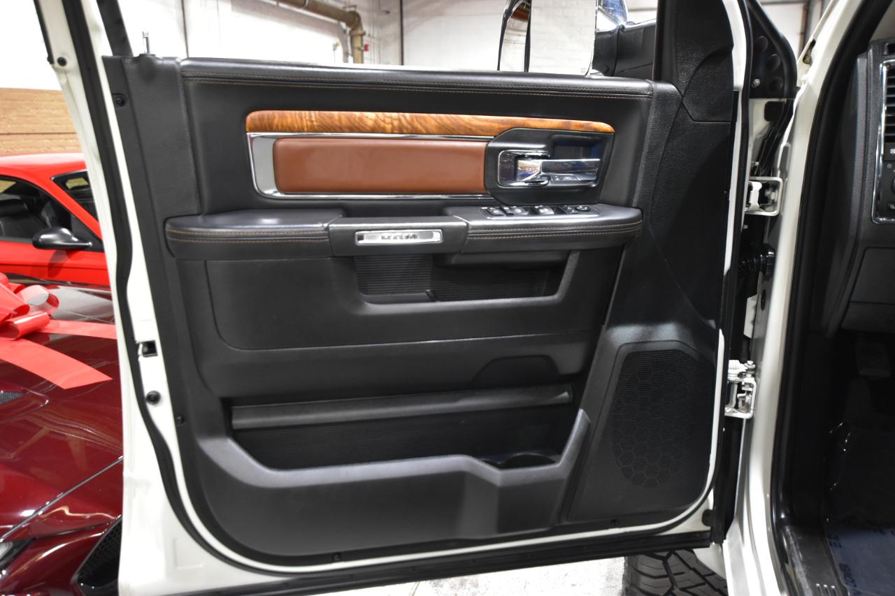 RAM 2500 Longhorn 4x4 Crew Cab 6'4" Box 2017