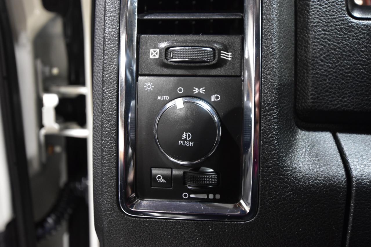 RAM 2500 Longhorn 4x4 Crew Cab 6'4" Box 2017