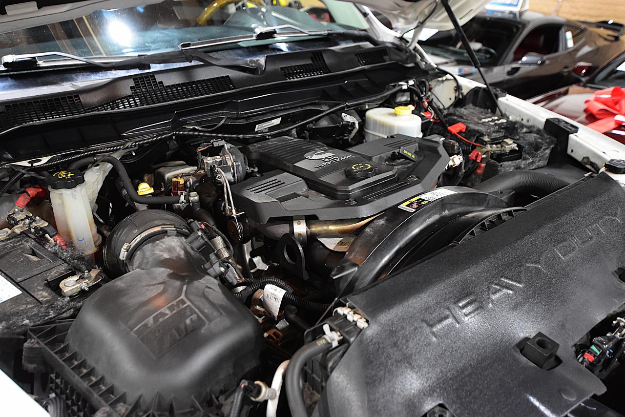 RAM 2500 Longhorn 4x4 Crew Cab 6'4" Box 2017