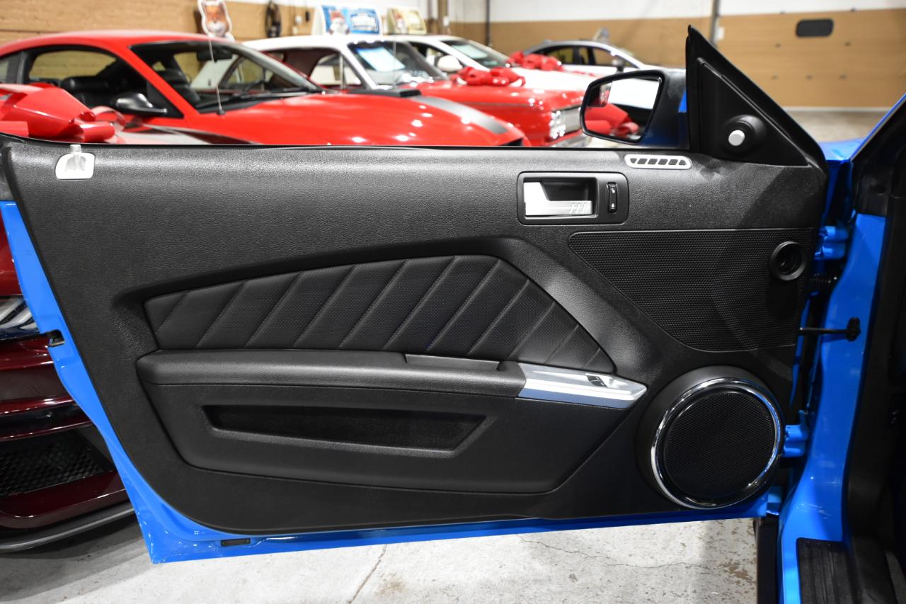 Ford Mustang 2dr Cpe GT 2012