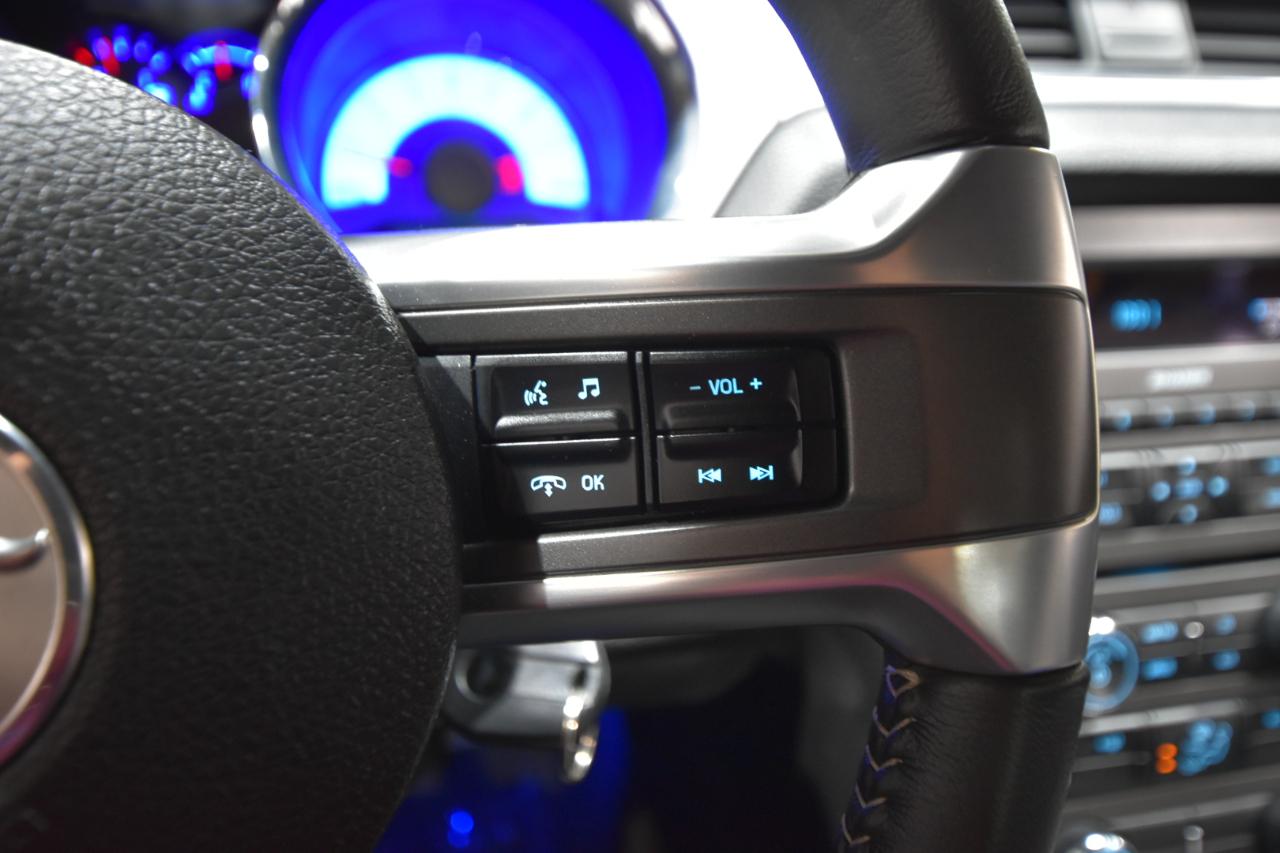 Ford Mustang 2dr Cpe GT 2012