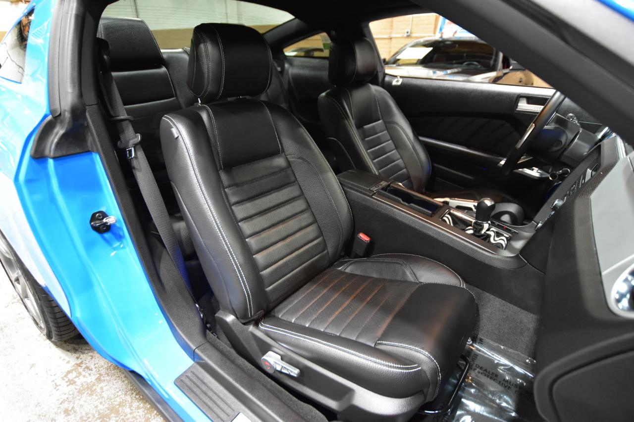 Ford Mustang 2dr Cpe GT 2012