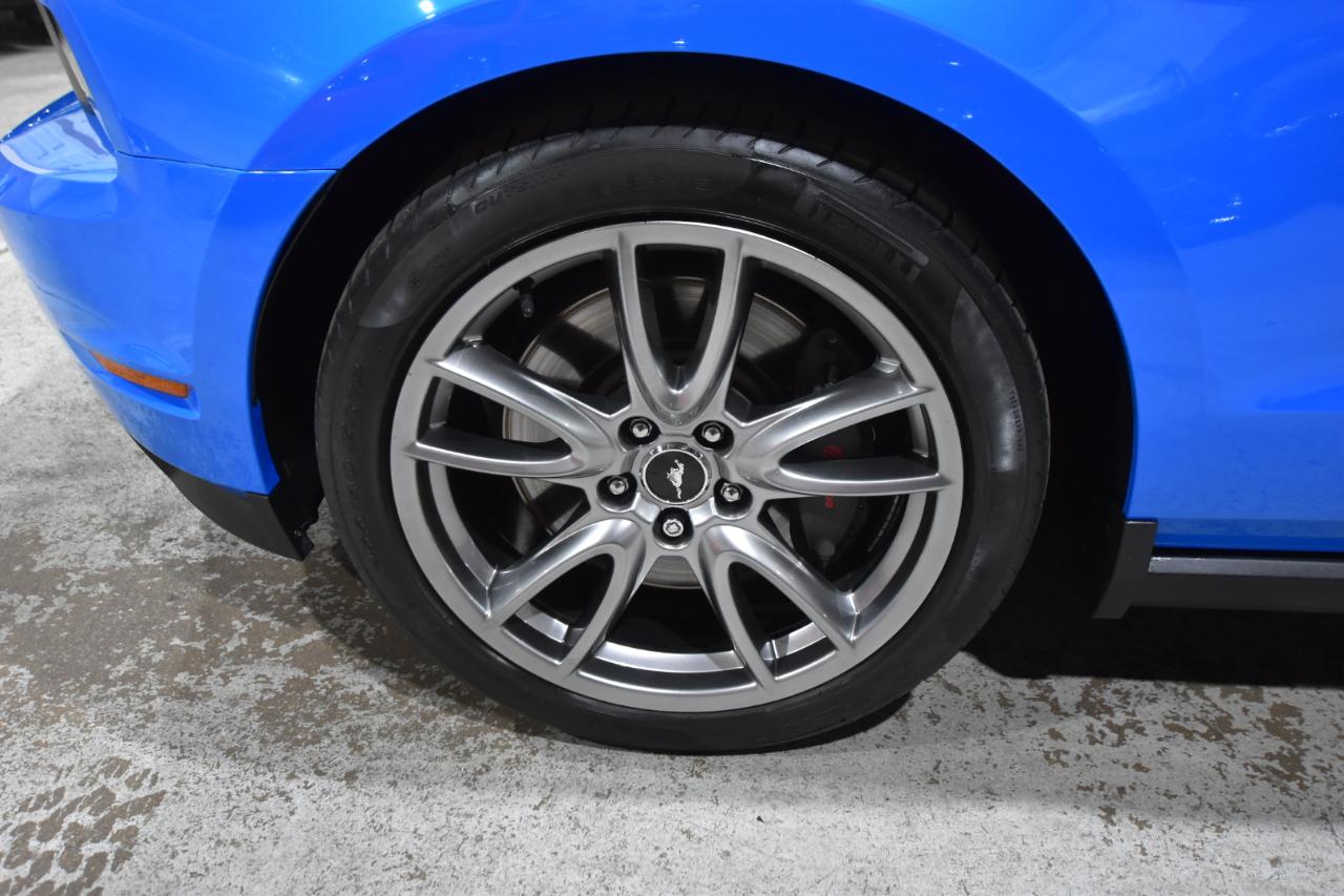 Ford Mustang 2dr Cpe GT 2012