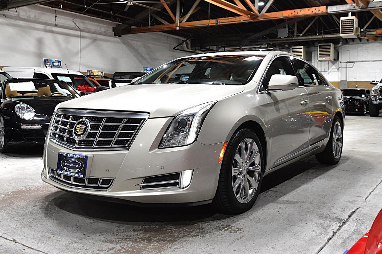 Cadillac XTS 4dr Sdn Luxury FWD 2013