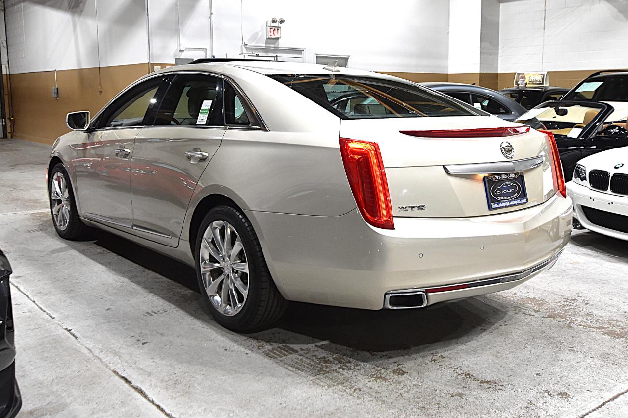 Cadillac XTS 4dr Sdn Luxury FWD 2013
