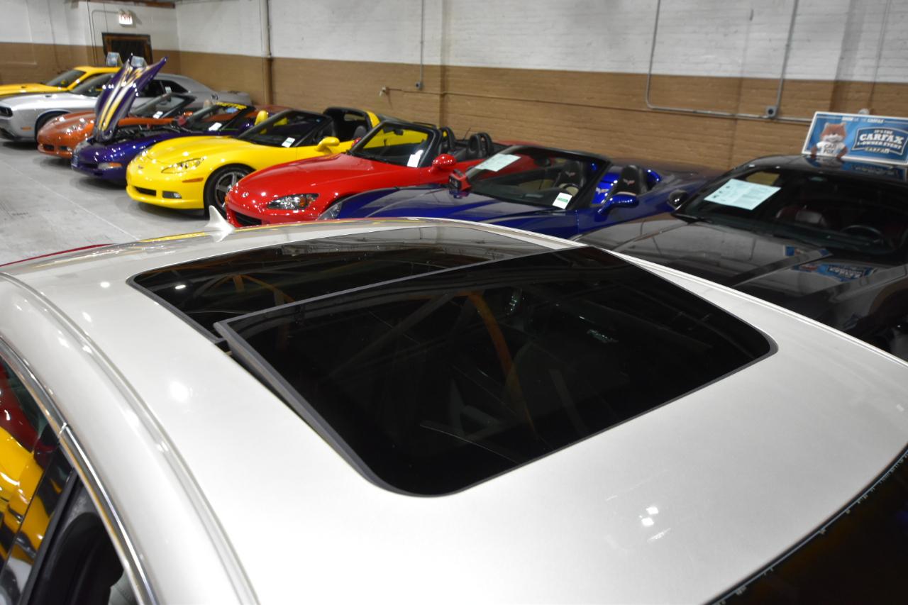 Cadillac XTS 4dr Sdn Luxury FWD 2013