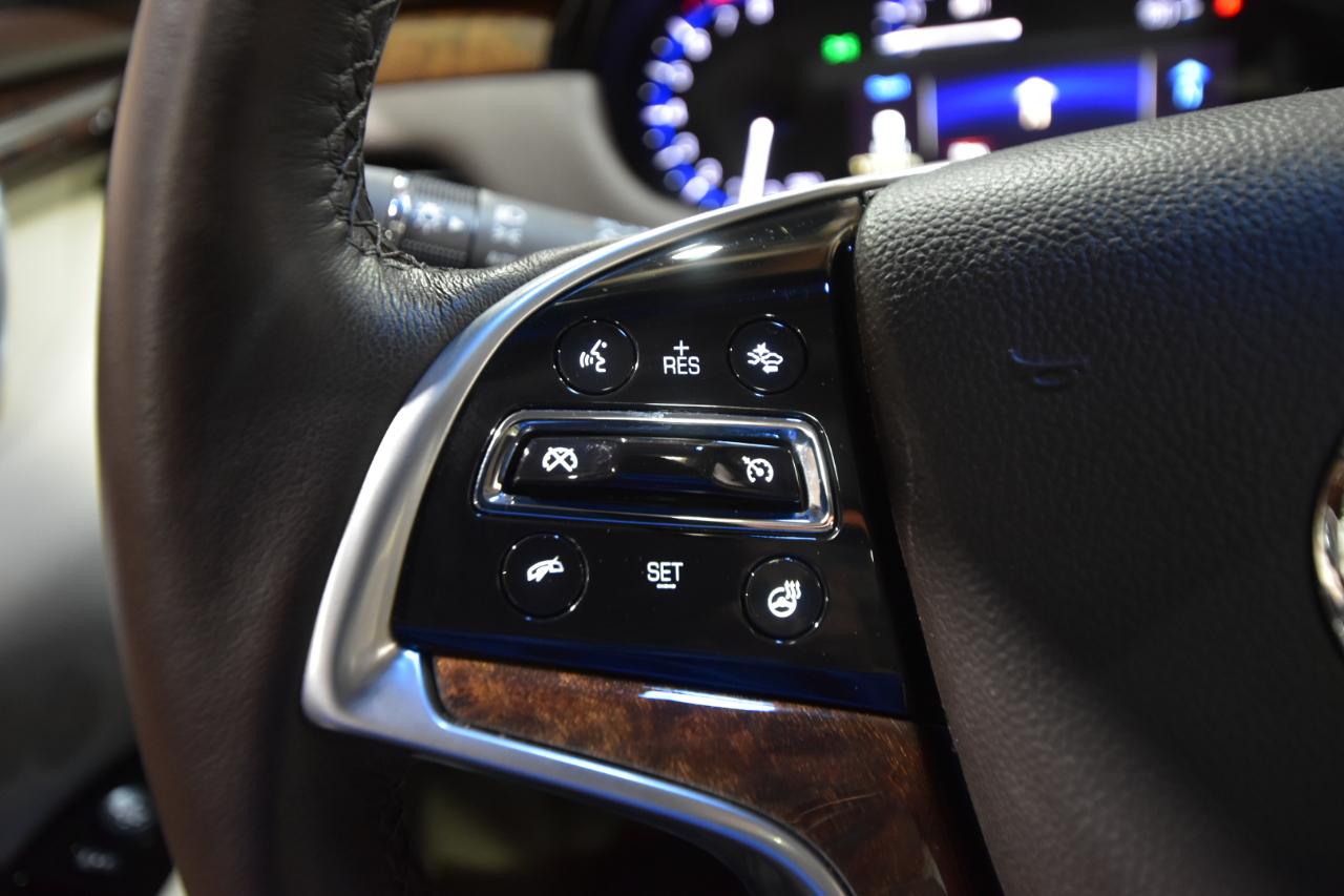 Cadillac XTS 4dr Sdn Luxury FWD 2013