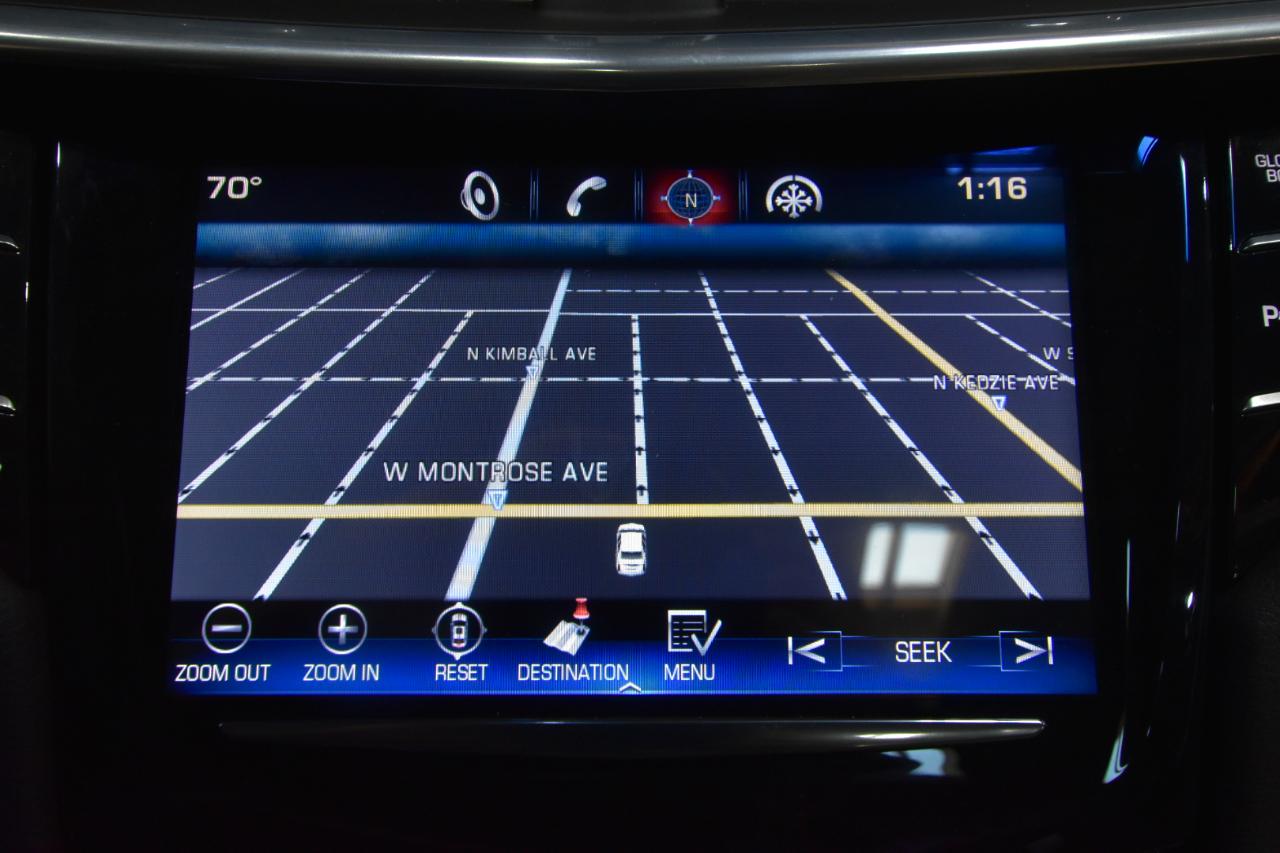 Cadillac XTS 4dr Sdn Luxury FWD 2013