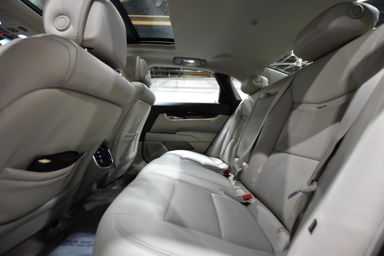 Cadillac XTS 4dr Sdn Luxury FWD 2013
