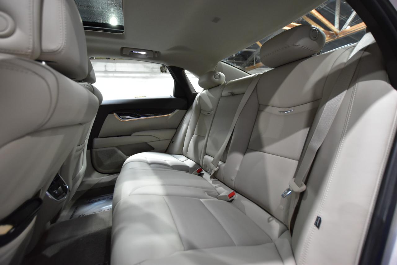 Cadillac XTS 4dr Sdn Luxury FWD 2013