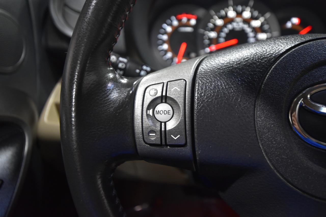 Toyota RAV4 4WD 4dr 4-cyl 4-Spd AT Ltd (Natl) 2011