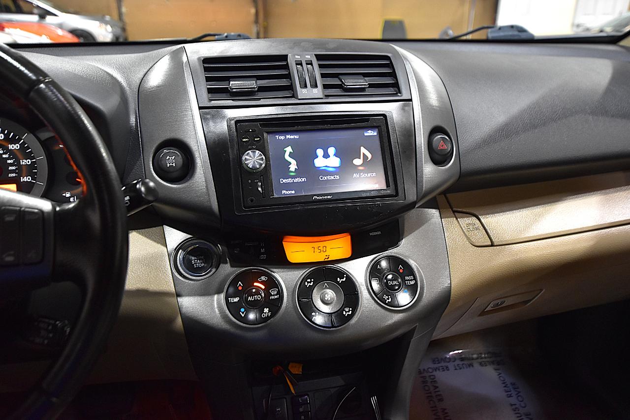 Toyota RAV4 4WD 4dr 4-cyl 4-Spd AT Ltd (Natl) 2011