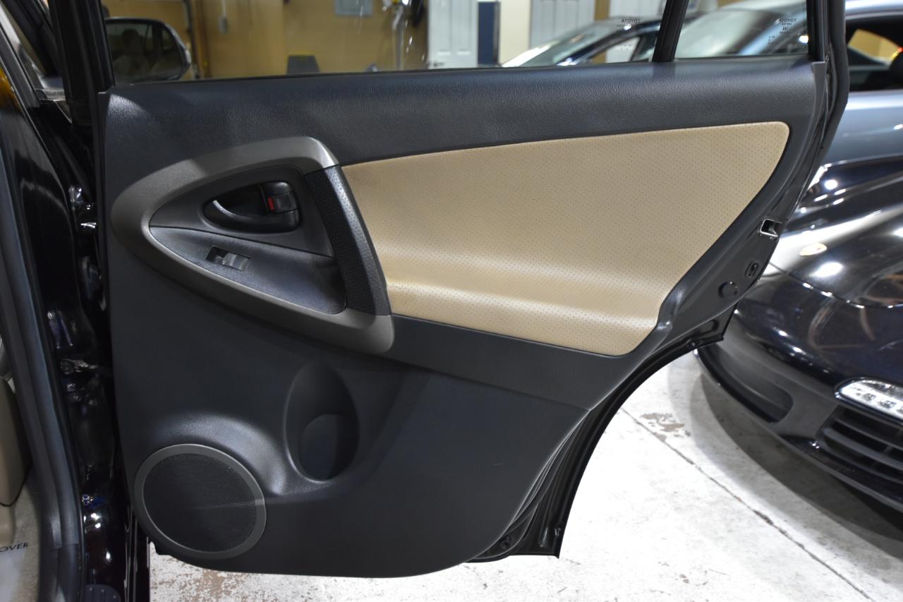 Toyota RAV4 4WD 4dr 4-cyl 4-Spd AT Ltd (Natl) 2011