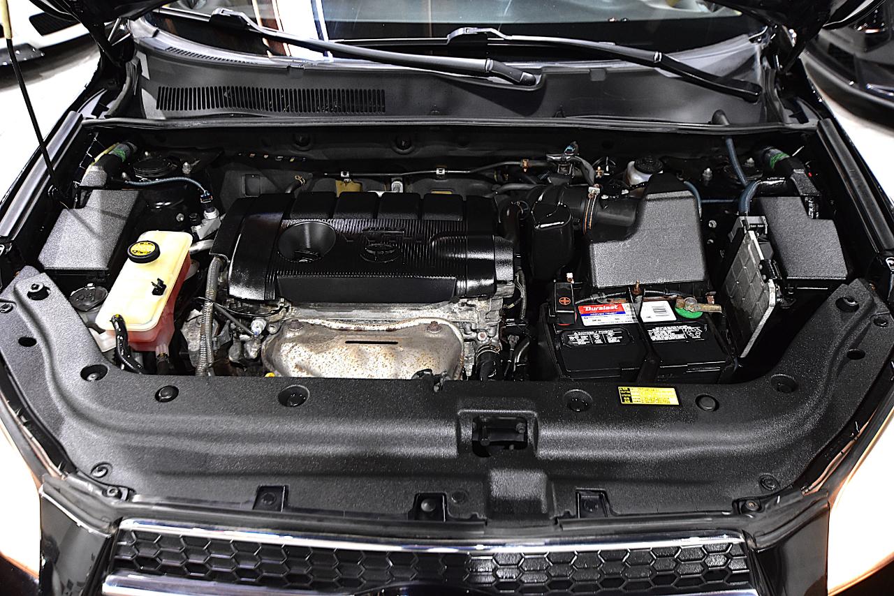 Toyota RAV4 4WD 4dr 4-cyl 4-Spd AT Ltd (Natl) 2011