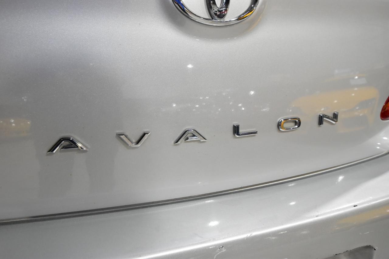 Toyota Avalon 4dr Sdn XL (Natl) 2006