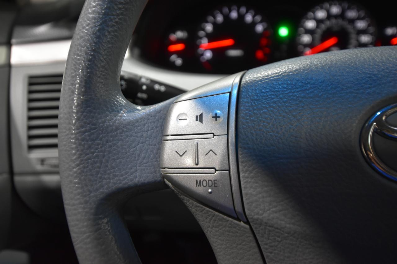 Toyota Avalon 4dr Sdn XL (Natl) 2006