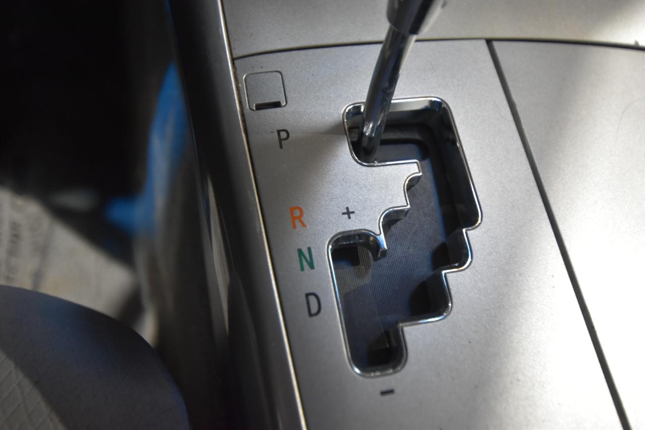 Toyota Avalon 4dr Sdn XL (Natl) 2006