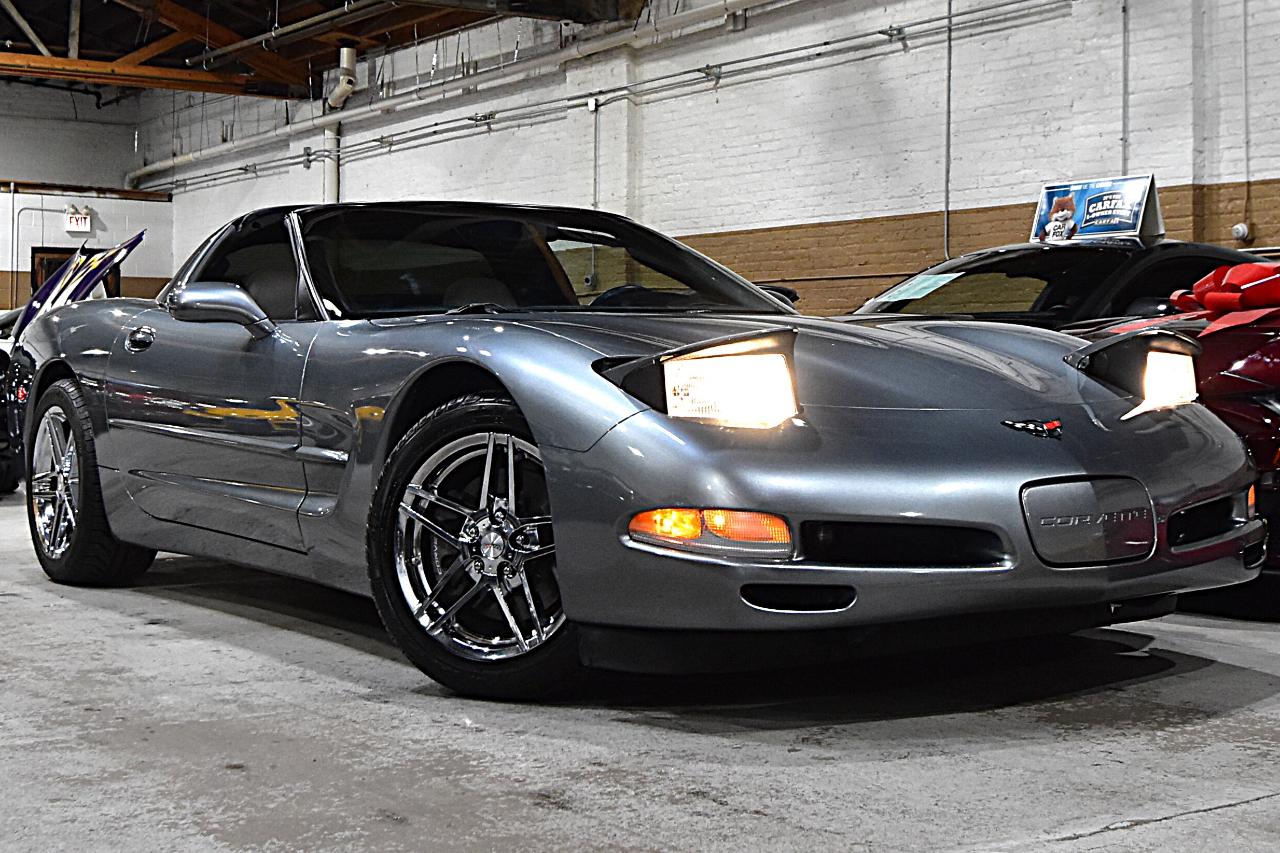 Chevrolet Corvette 2dr Cpe 2004
