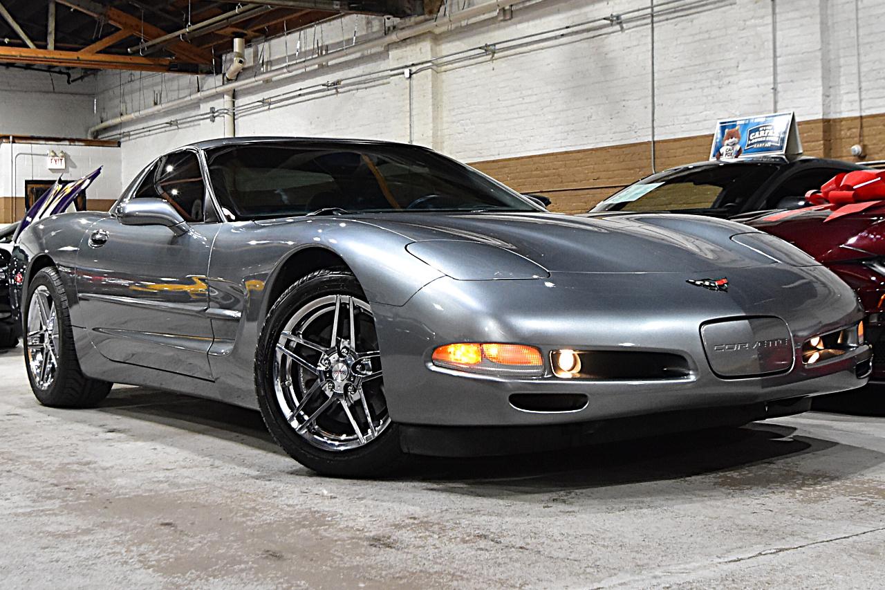Chevrolet Corvette 2dr Cpe 2004