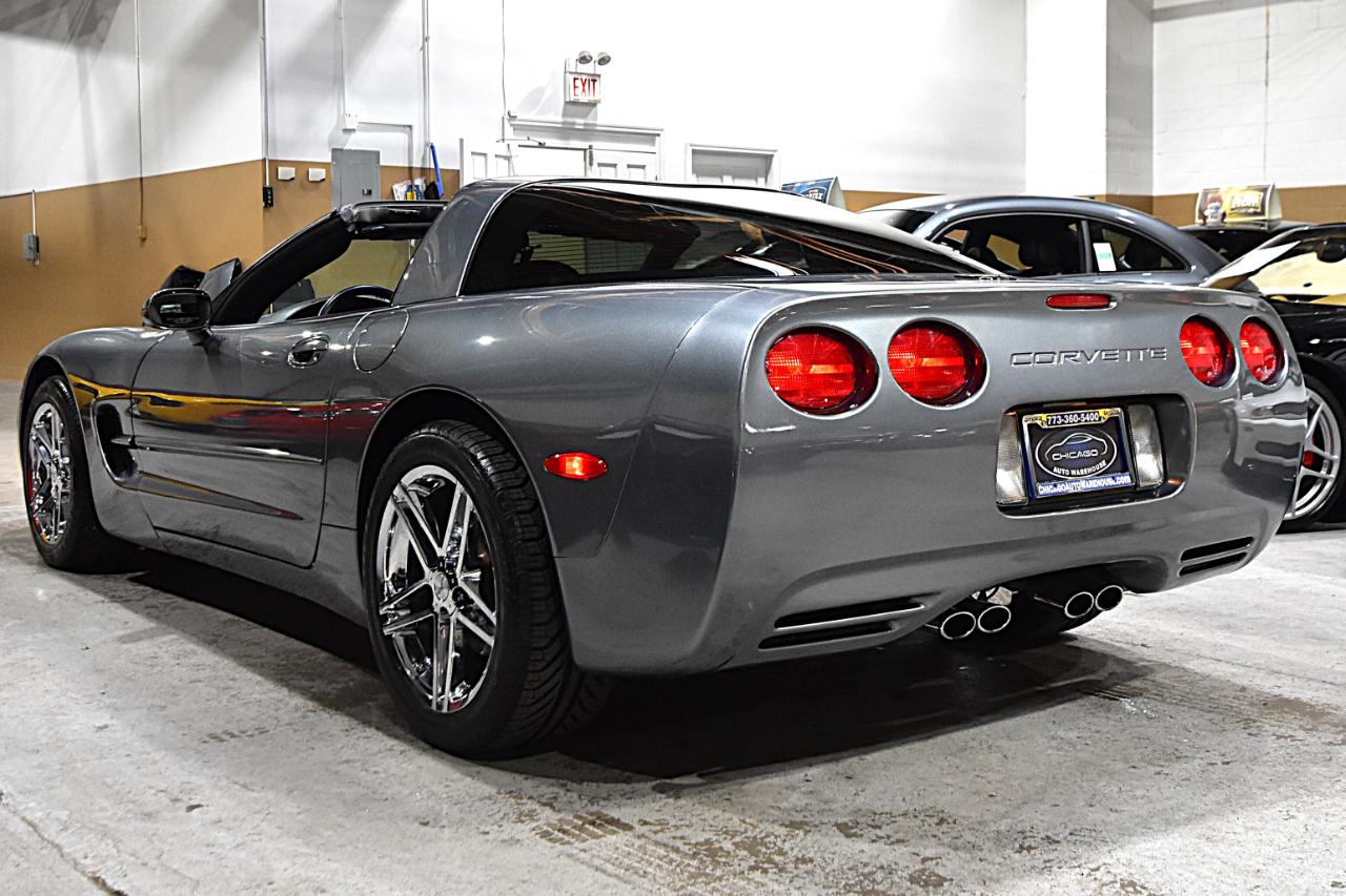 Chevrolet Corvette 2dr Cpe 2004