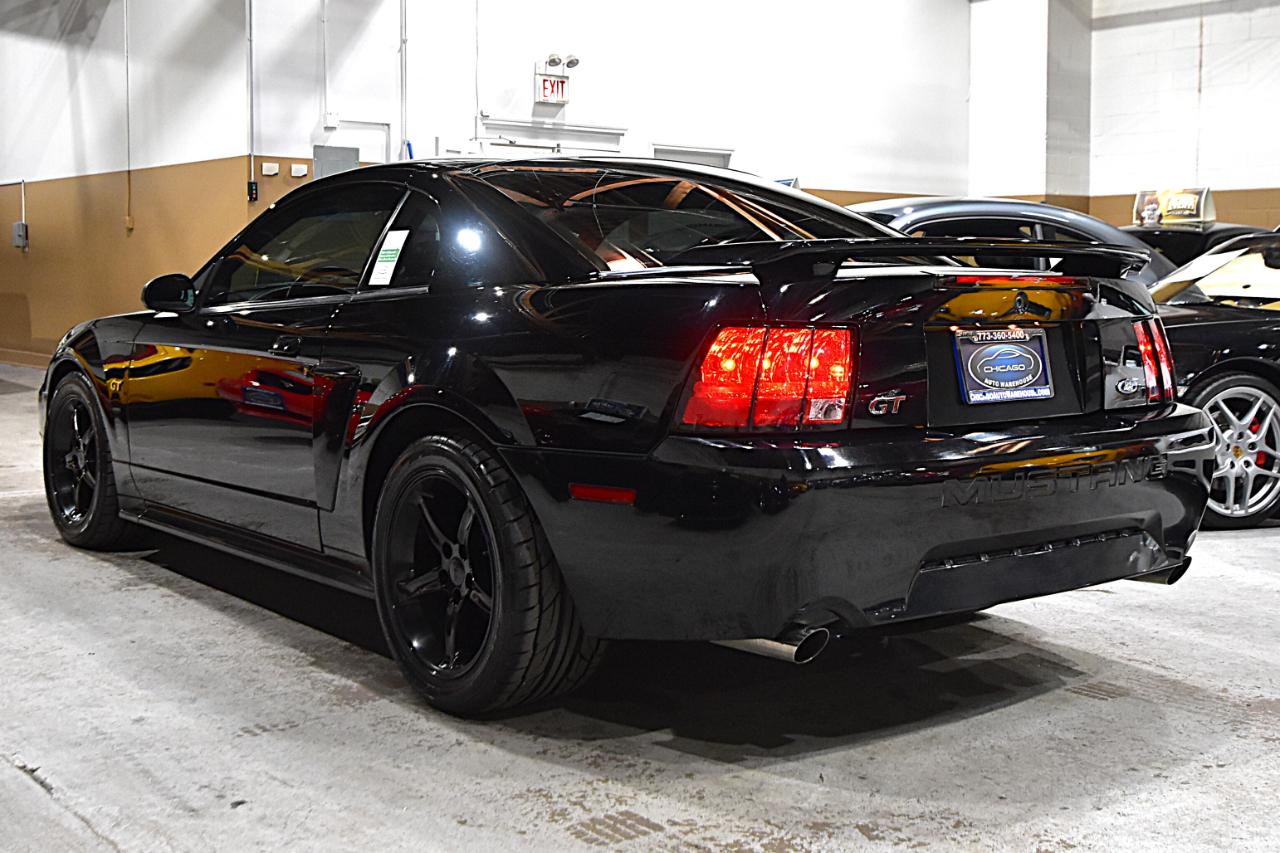 Ford Mustang 2dr Cpe GT Deluxe 2002