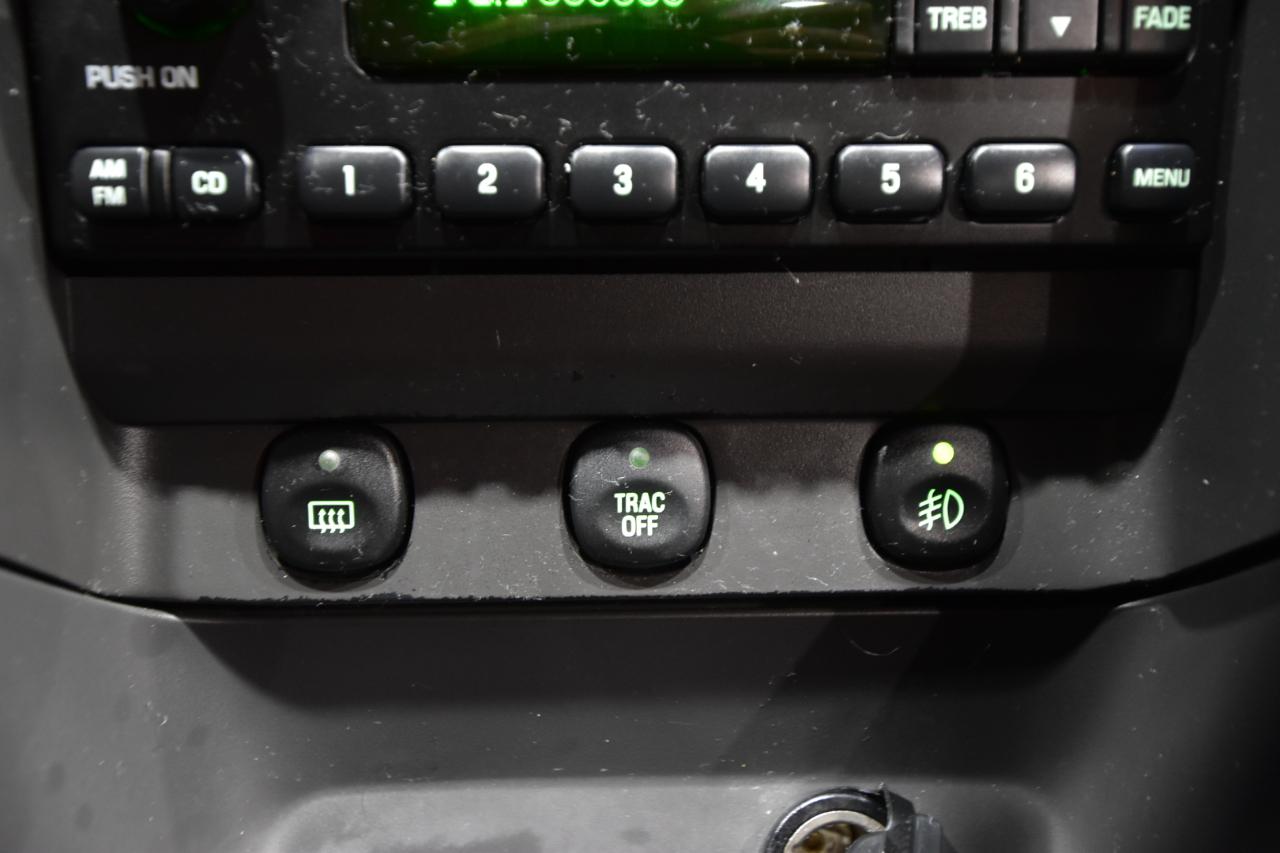 Ford Mustang 2dr Cpe GT Deluxe 2002