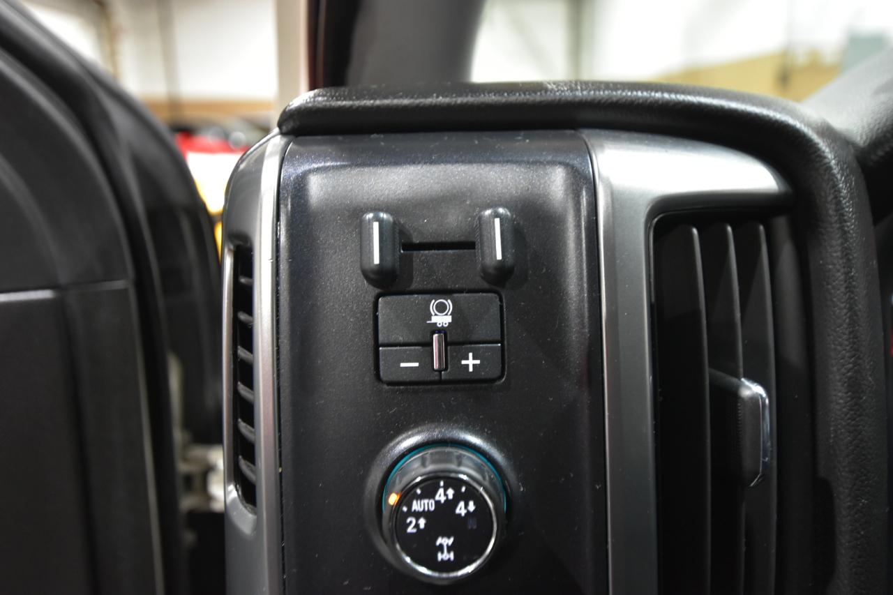 Chevrolet Silverado 1500 4WD Crew Cab 143.5" LT w/2LT 2014