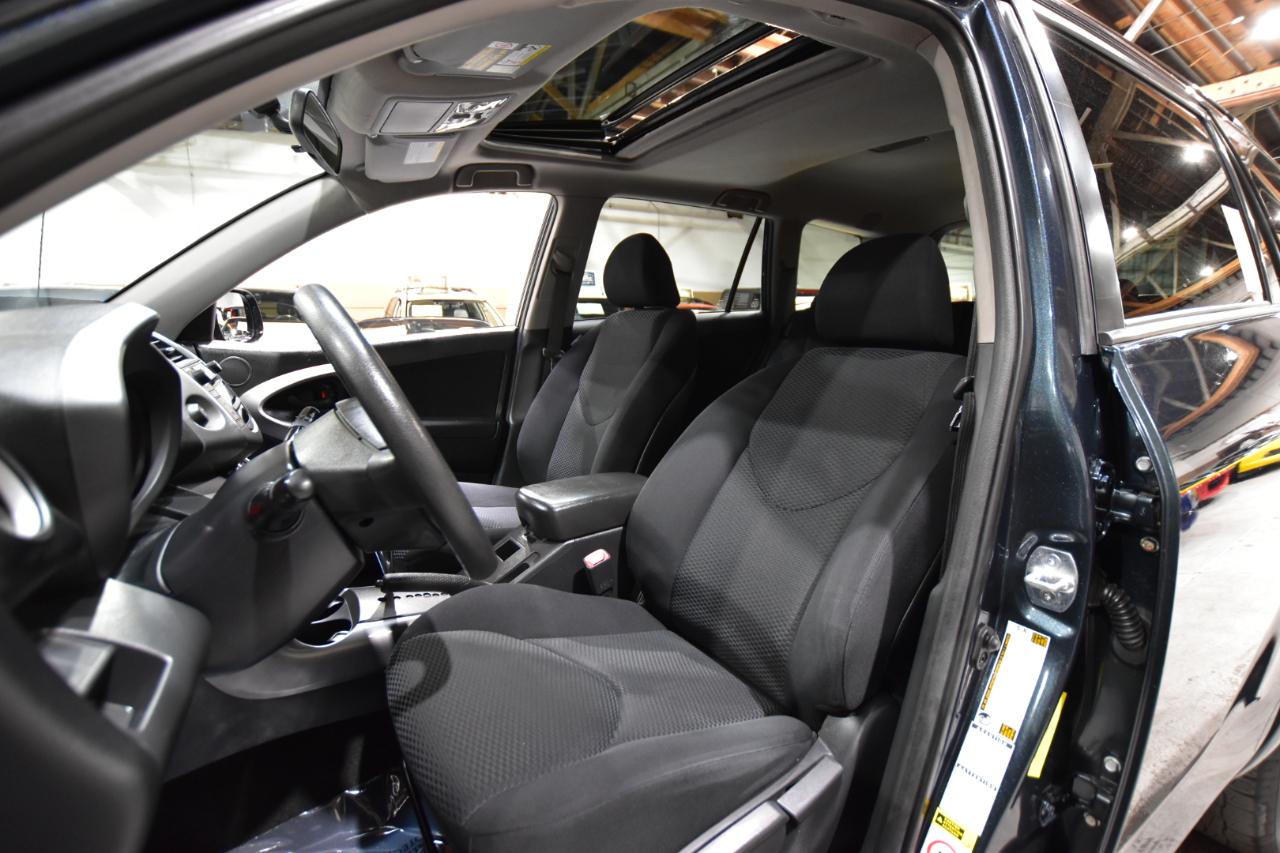 Toyota RAV4 4WD 4dr 4-cyl 4-Spd AT Sport (Natl) 2008
