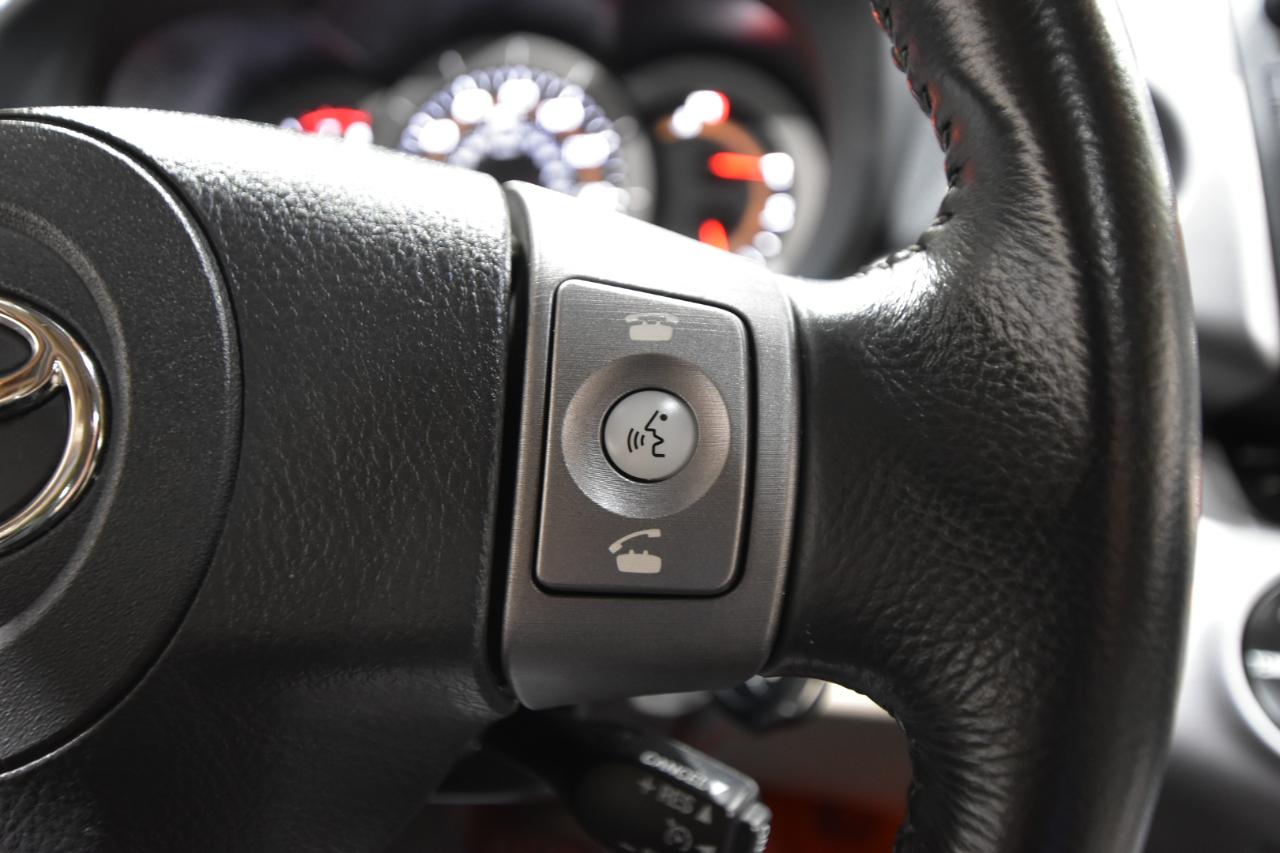 Toyota RAV4 4WD 4dr V6 5-Spd AT Ltd (Natl) 2008