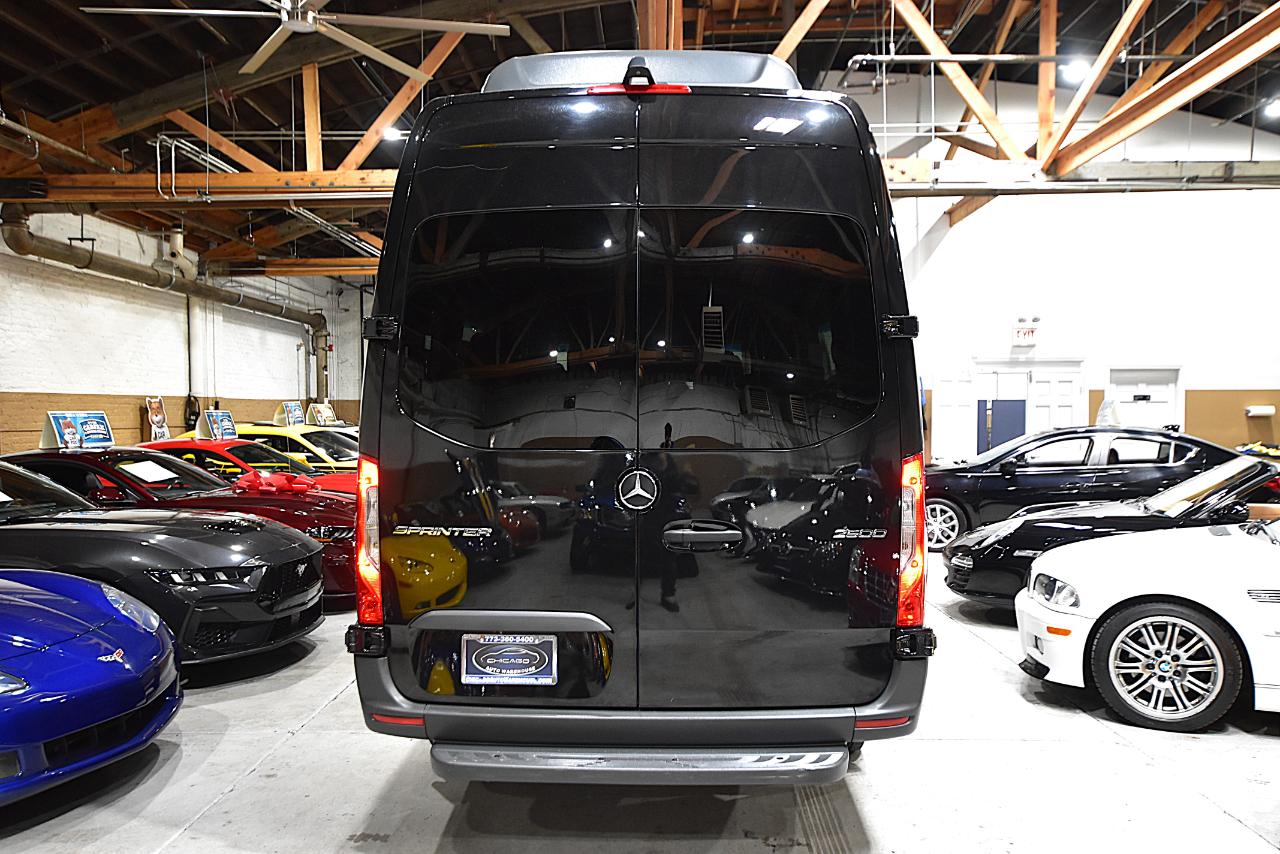 Mercedes-Benz Sprinter Passenger Van 2500 High Roof V6 170" RWD 2020