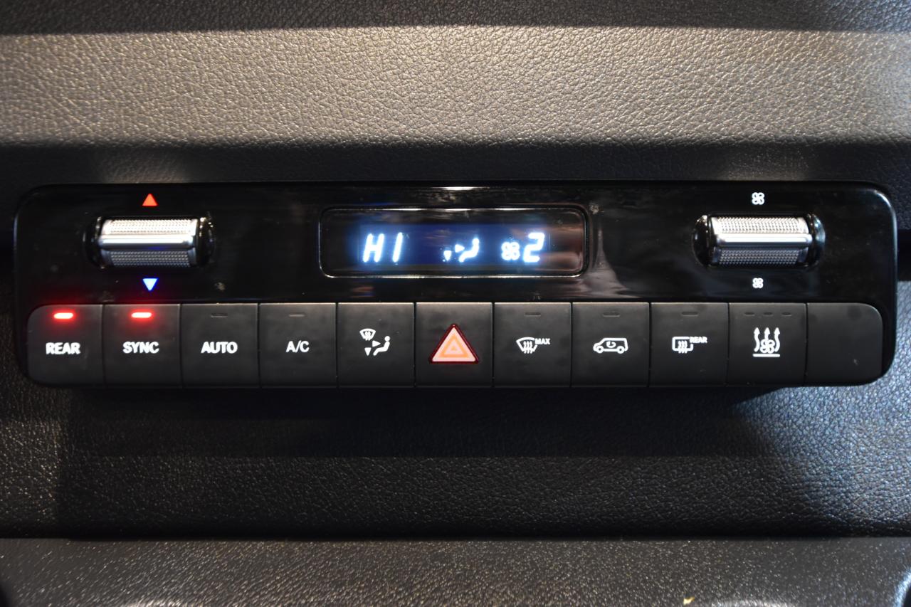 Mercedes-Benz Sprinter Passenger Van 2500 High Roof V6 170" RWD 2020