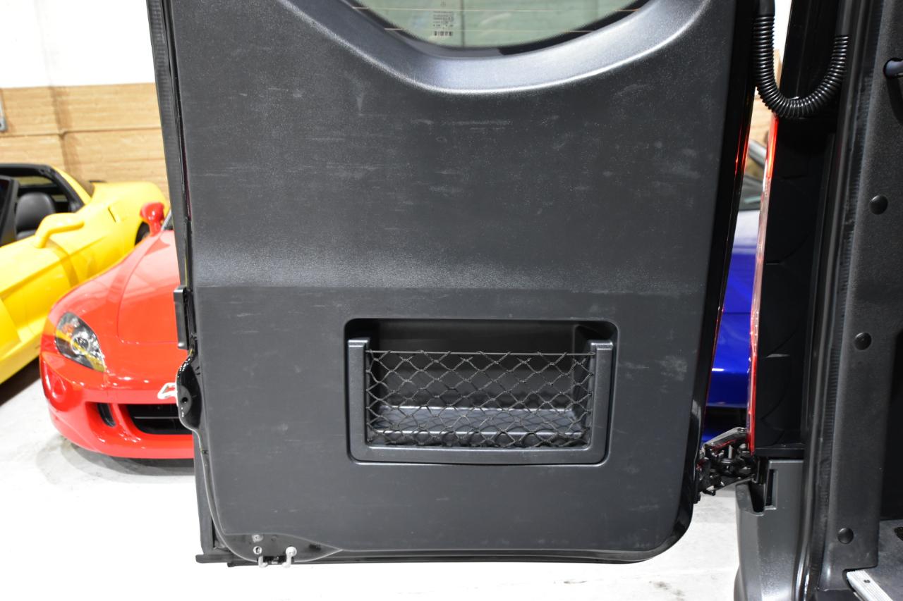 Mercedes-Benz Sprinter Passenger Van 2500 High Roof V6 170" RWD 2020