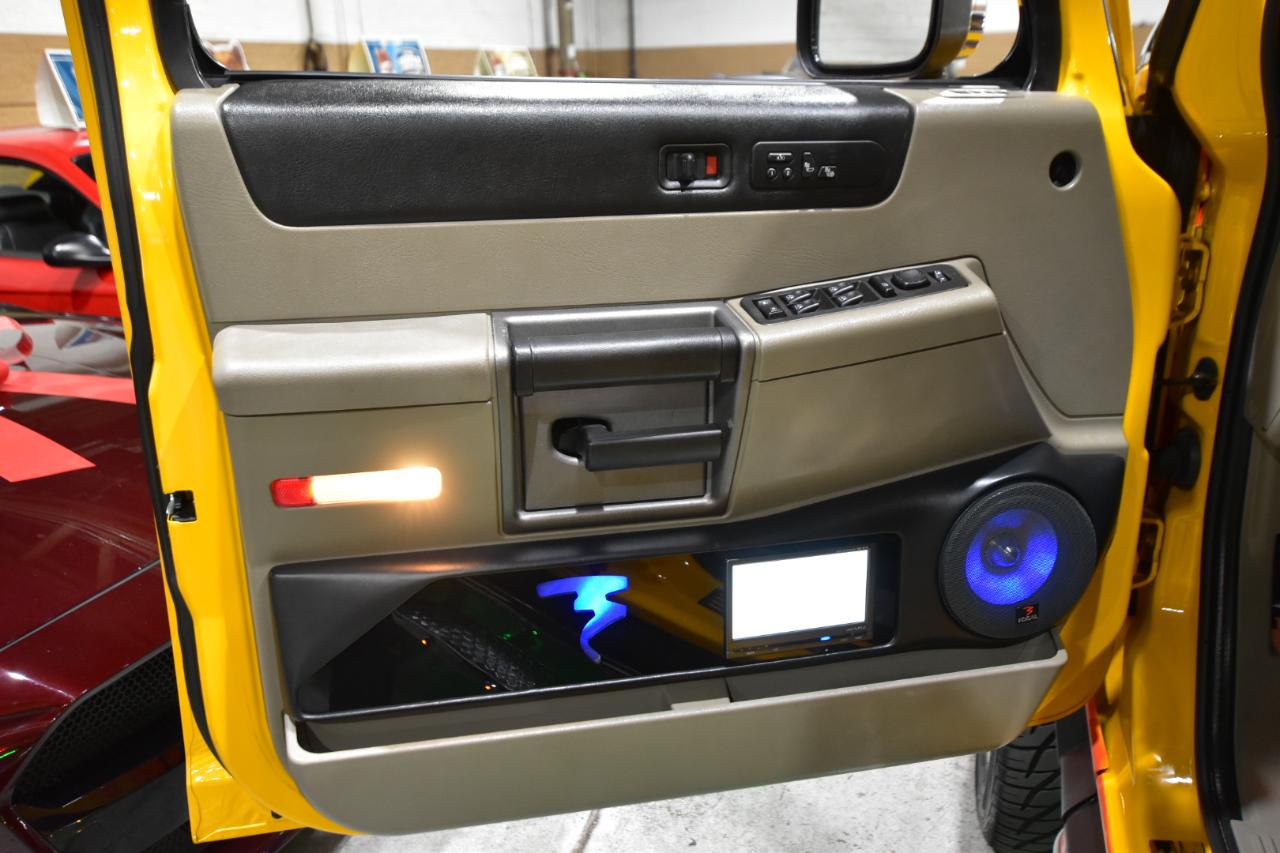 HUMMER H2 4WD 4dr SUV Luxury 2004